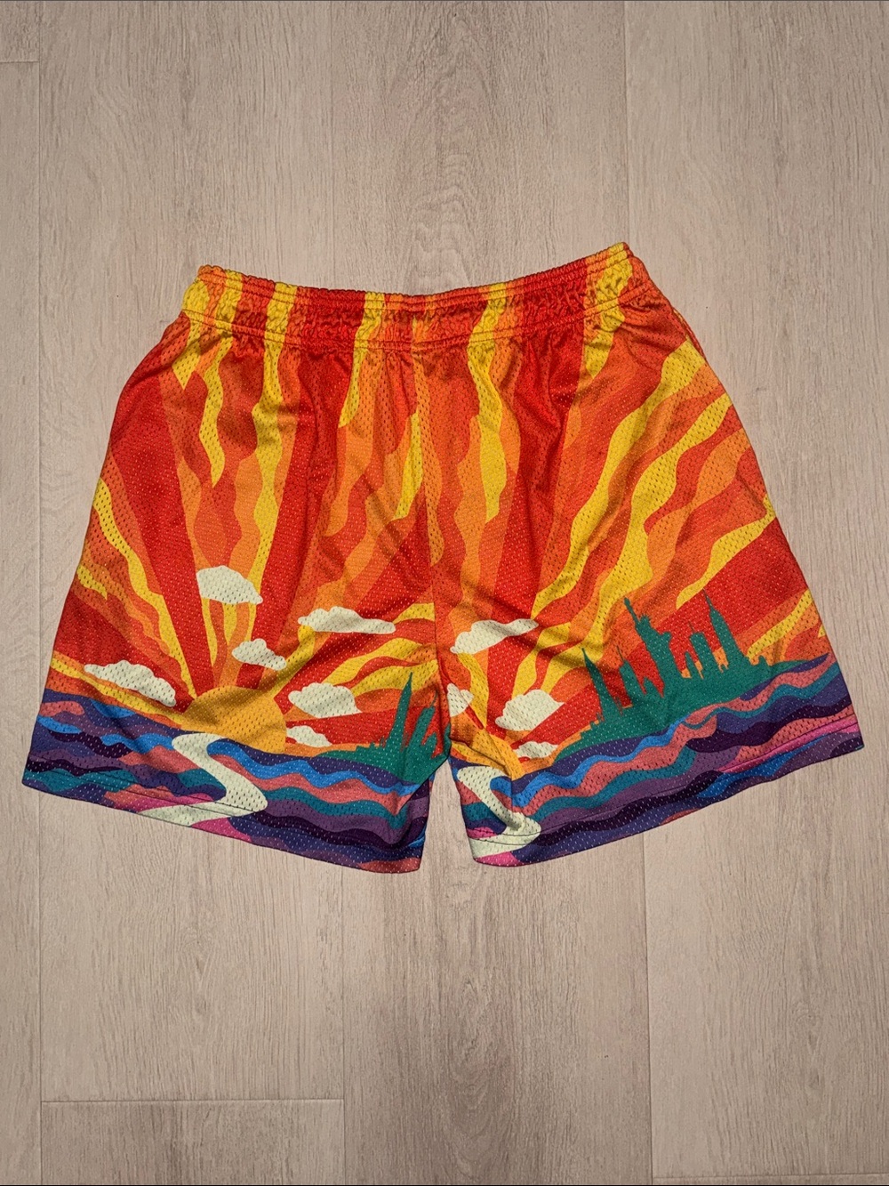 Eric Emanuel Men's Sunrise Graphic Athletic Shorts - Statue of Liberty NYC - Picture 2 of 4